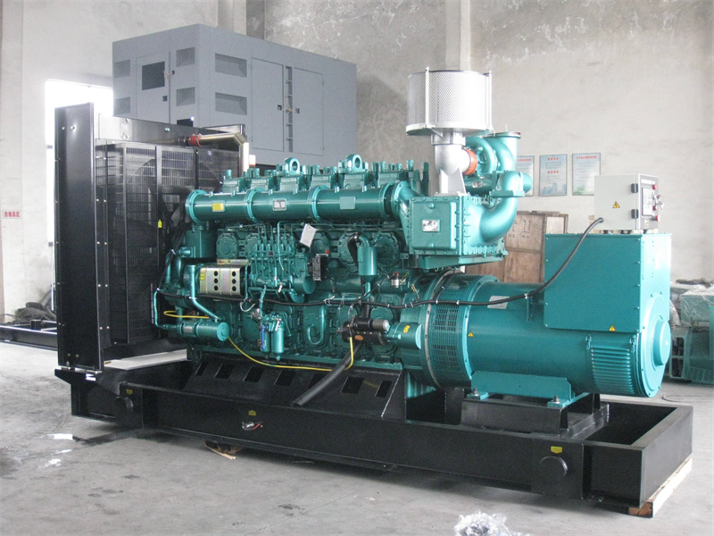 神湾镇200KW 柴油发电机的油耗是多少?