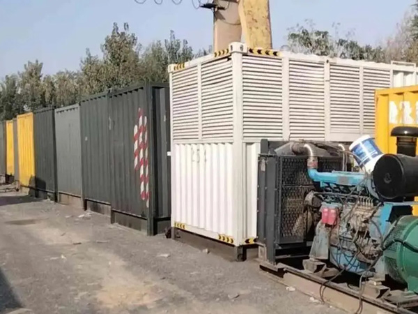 神湾镇200KW柴油发电机机组每小时油耗是多少?